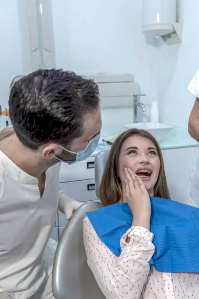 Best Emergency Treatment for Dental Infections or Abscesses in Deerfield Beach, FL